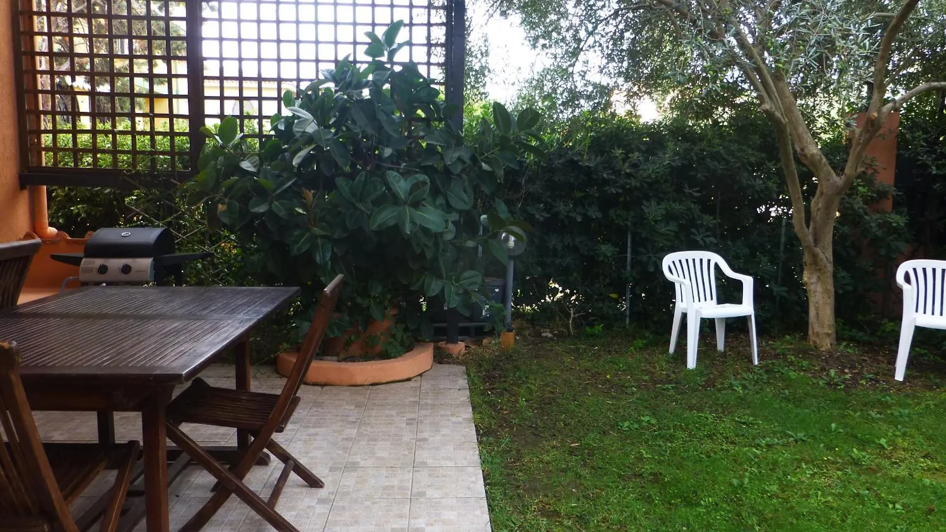 Casa Vacanza Appartamenti Al Mare カポテッラ 0*,  イタリア