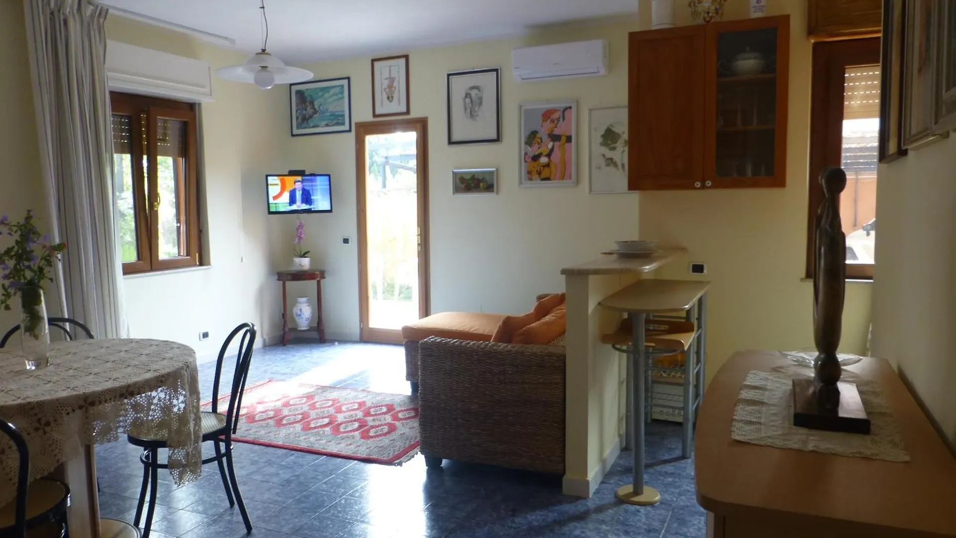 Casa Vacanza Appartamenti Al Mare カポテッラ アパート